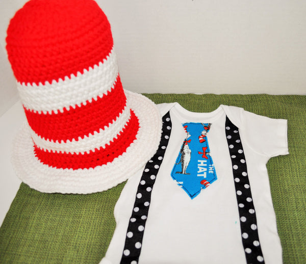 Rylo Dr. Seuss cake smash outfit, cat in the hat outfit, Dr Seuss shirt hat and baby leg warmers. Dr Deuss Photo Prop