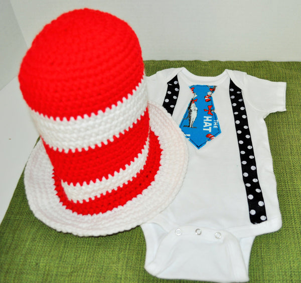 Rylo Dr. Seuss cake smash outfit, cat in the hat outfit, Dr Seuss shirt hat and baby leg warmers. Dr Deuss Photo Prop