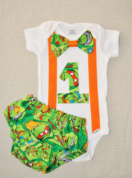 Rylo Teenage Mutant Ninja Turtles shirt with matching diaper cover,  Bow tie with matching suspenders. First Birthday, cake smash, TMNT