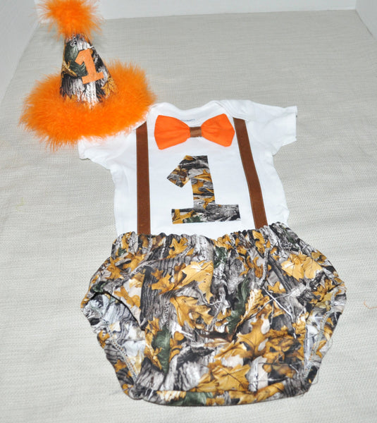 camoflauge cake smash outfit with party hat, Camo smash cake outfit, 1st birthday outfit, baby camo shirt, hunting cake smash