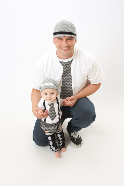 Chevron Daddy and Me outfit. Chevron Cake Smash. Boy Birthday Outfit, Birthday outfit, father and son matching ties