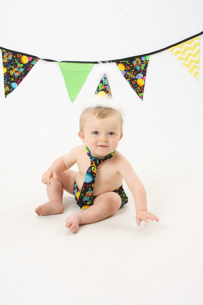 Baby Boy/Toddler Birthday Outfit, Boys cake smash outfit, Birthday balloons cake smash outfit, Balloons birthday outfit, photo prop, tie,