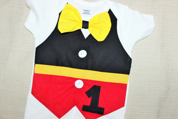 Mickey Mouse Birthday Outfit, Mickey Mouse shirt, Mickey Mouse costume, Mickey Mouse Cake Smash. Mickey Photo Prop