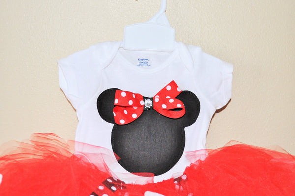 baby girl/toddler Minnie Mouse cake smash tutu outfit. minnie mouse outfit, minnie mouse shirt, minnie mouse tutu, minnie mouse shirt