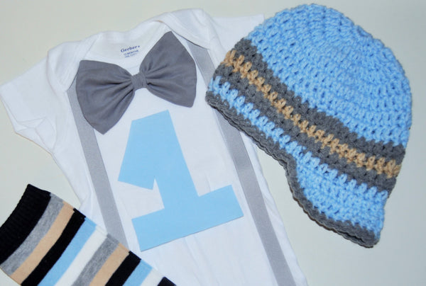 cake smash outfit boy, gray and blue newspaper boy hat, blue and gray birthday shirt, smash cake outfit with hat, legwarmers