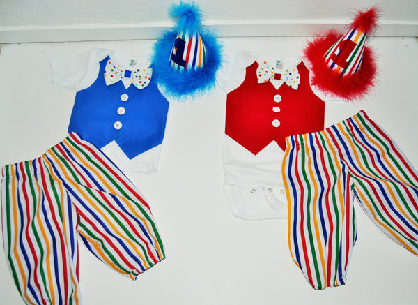 Twins clown cake smash set, Twins cake smash,boy/girl twins birthday outfit,  twins birthay outfit, twins clown outfit, twins smash cake set