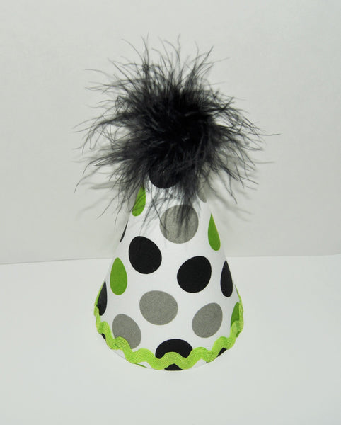 giraffe Cake smash outfit, Boy Birthday Outfit, polka dot cake smash, zoo cake smash, 1st 2nd 3rd  birthday, lime green and black polka dot