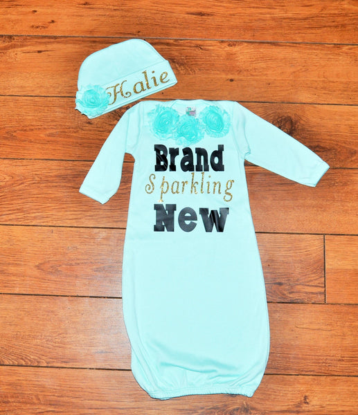 brand sparkling new baby gown and hat, mint baby gown and hat, vintage baby gown, baby shower gift, bringing home baby oufit, sparking new