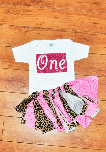 girl first birthdy outfit, glitter one cake smash, cheetah and hot pink rag tutu,glitter birthday shirt,vintage cake smash,cheetah rag tutu,