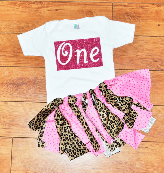 girl first birthdy outfit, glitter one cake smash, cheetah and hot pink rag tutu,glitter birthday shirt,vintage cake smash,cheetah rag tutu,