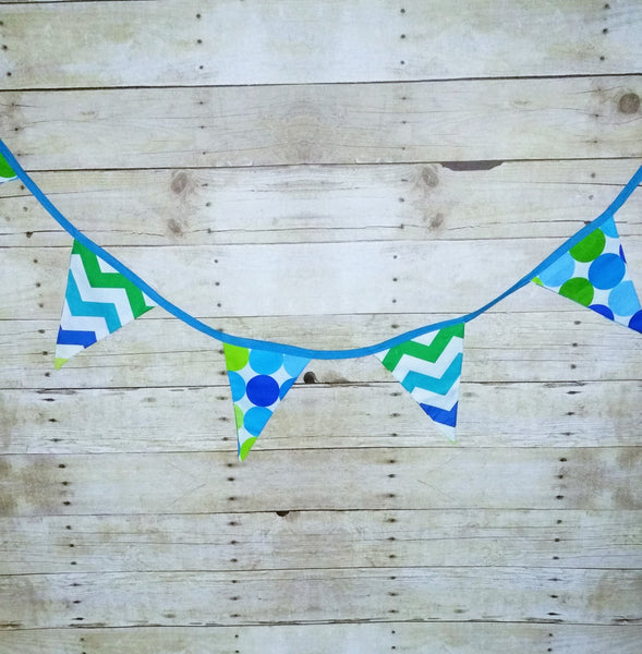 green and blue banner, cake smash banner, blue and green bunting, cake smash bunting, photo prop, big green and blue dots