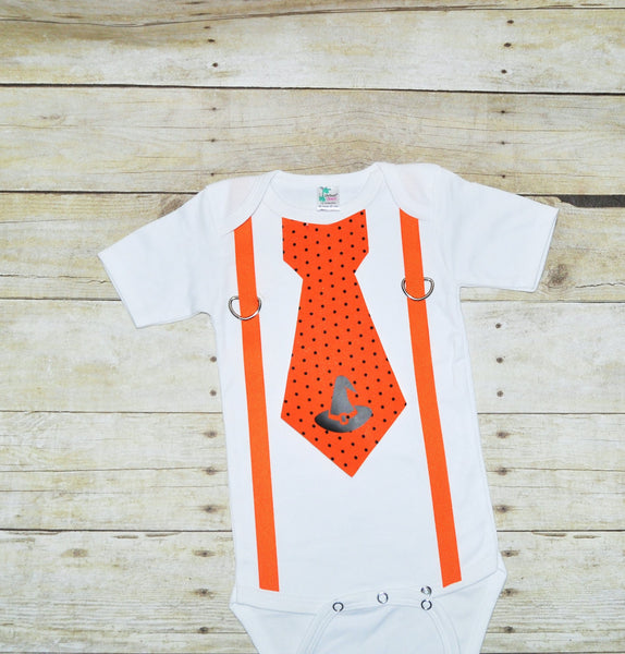 Baby/Toddler Halloween bodysuit with suspenders and tie, cat, witches hat, spider, Halloween bodysuit, halloween outfit, thanksgiving outfit