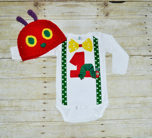 very hungry caterpillar cake smash, very hungry caterpillar hat, tshirt, bodysuit, first birthday outfit. very hungry caterpillar hat/shirt