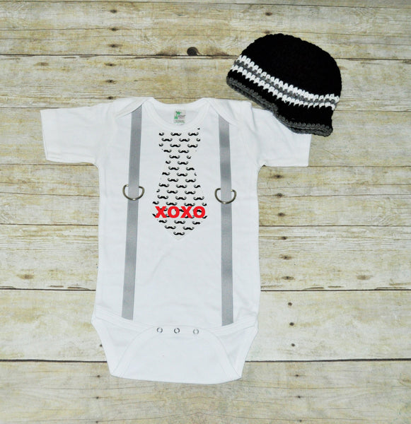 valentines tie bodysuit with hat, xoxo tie gray suspenders, bringing home baby set, first birthday outfit, mustache,mustache bodysuit